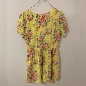 Medium Forever 21 floral casual dress